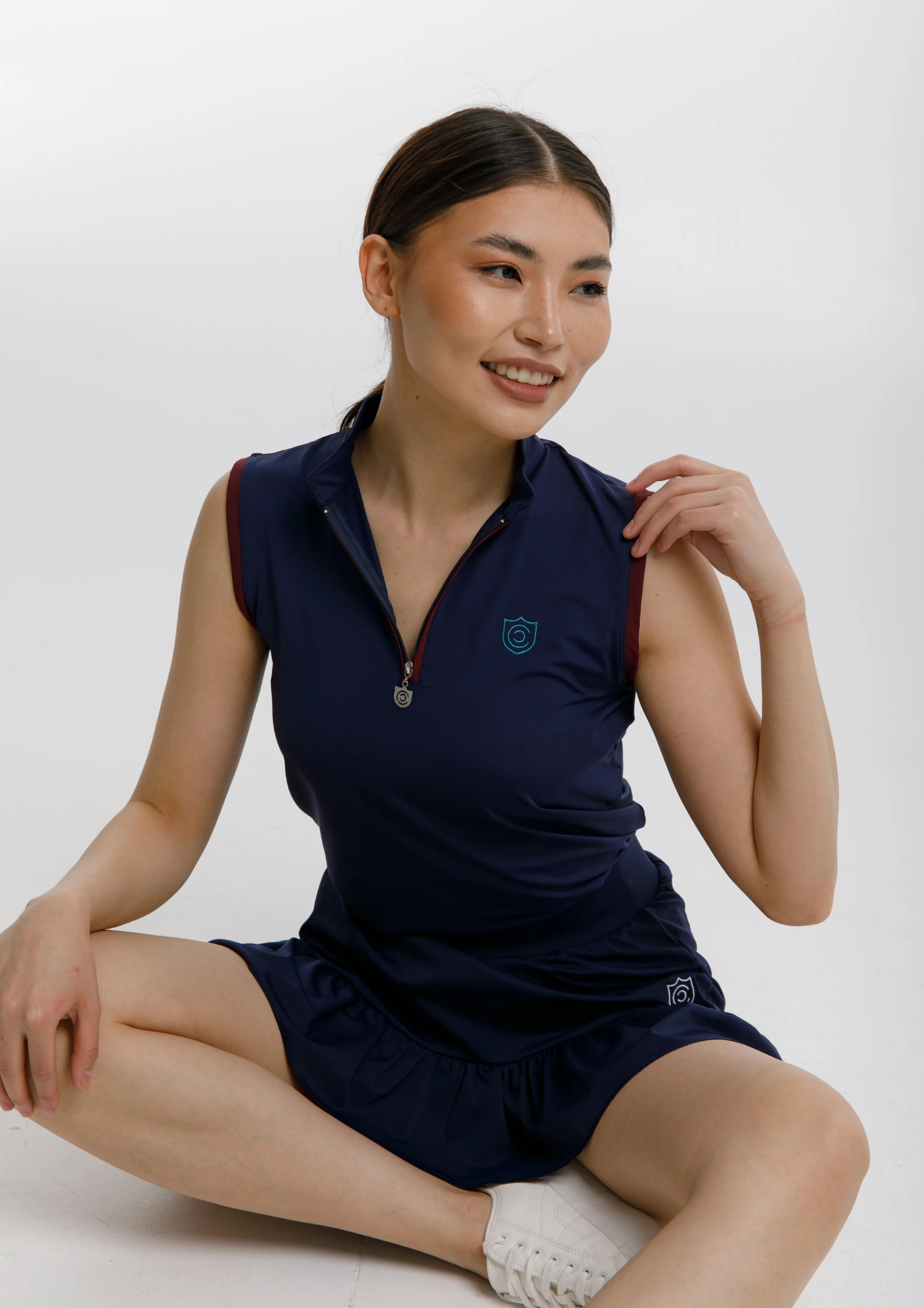 Signature Navy Sleevless Top