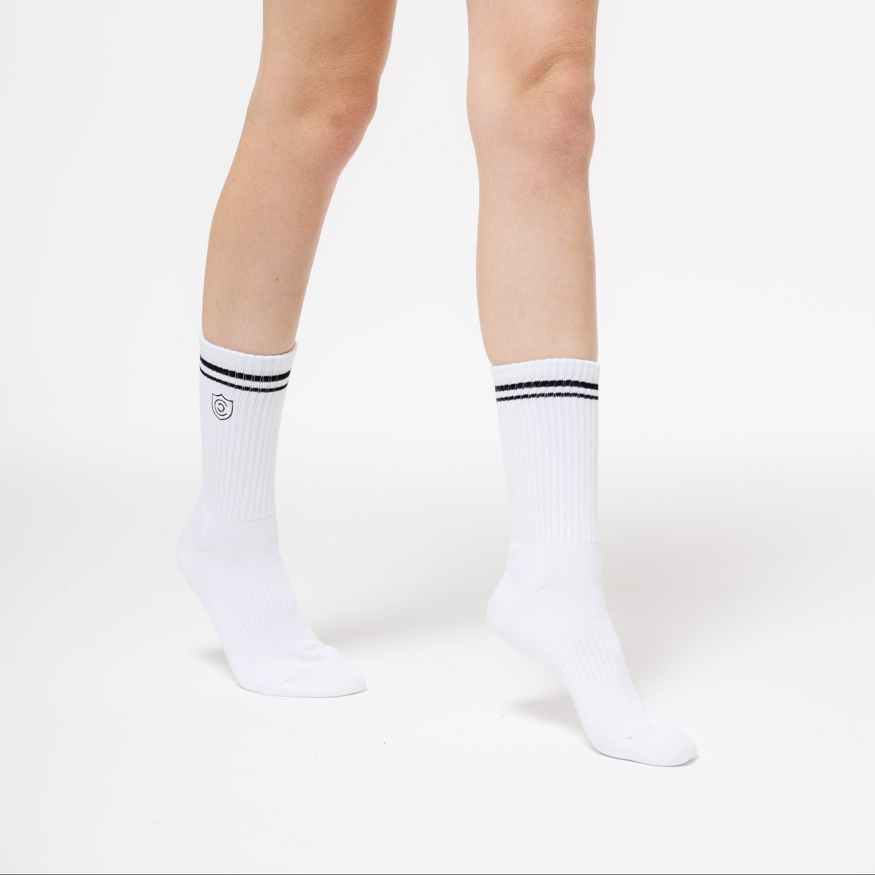 Classic Court Tall Crew Socks White / Black